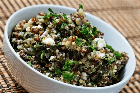 Ensalada de quinoa y espinacas